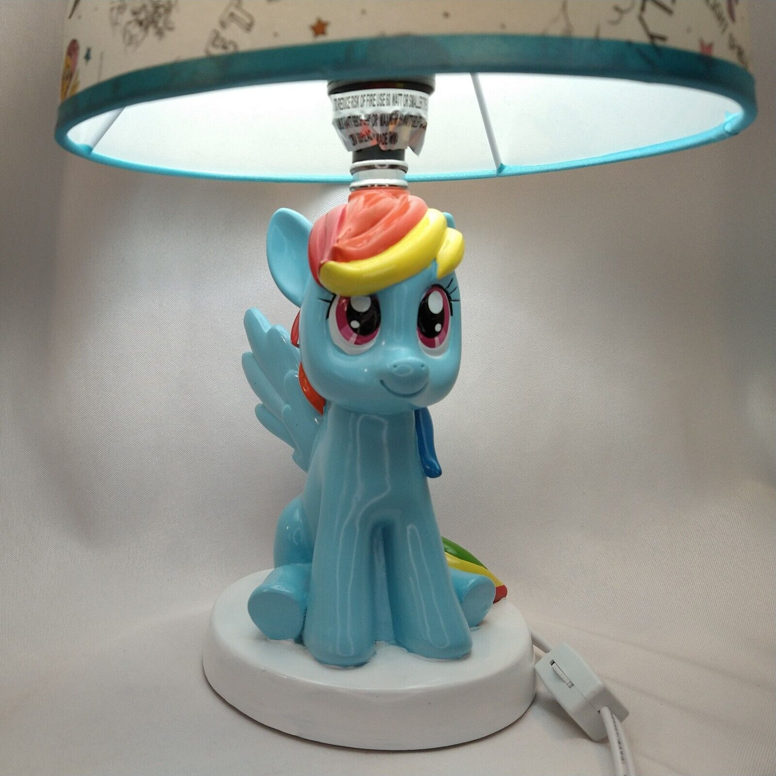2017 Hasbro My Little Pony Lamp Rainbow Dash Lamp Shade “Let’s Fly” 15 inch