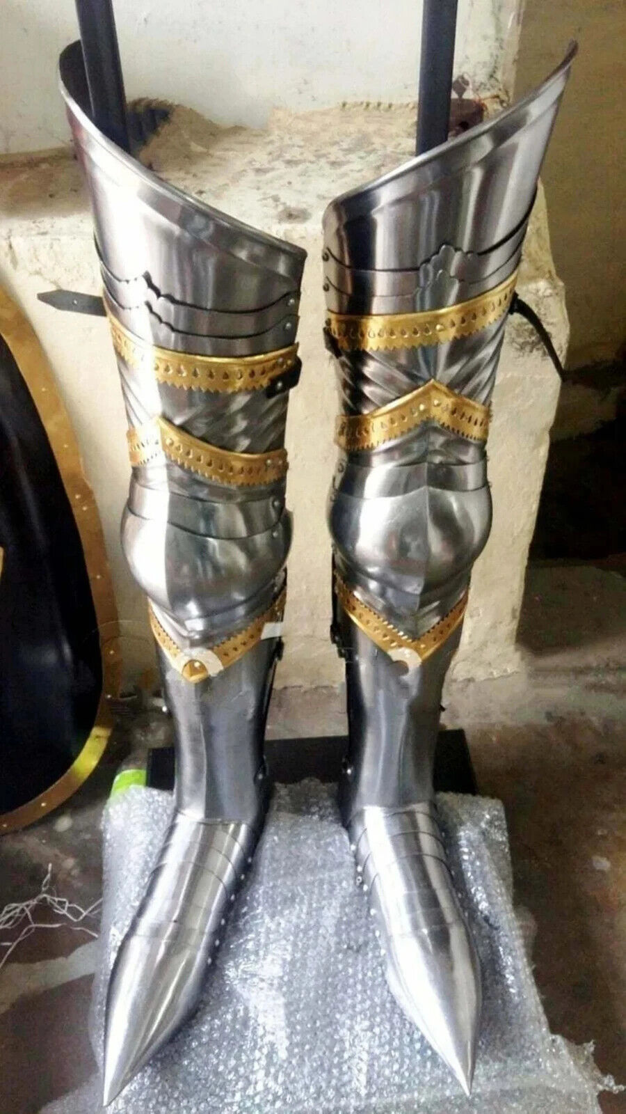 Fully Wearable Gothic Dark Medieval Knight Pair Of Leg Set Armor Greaves