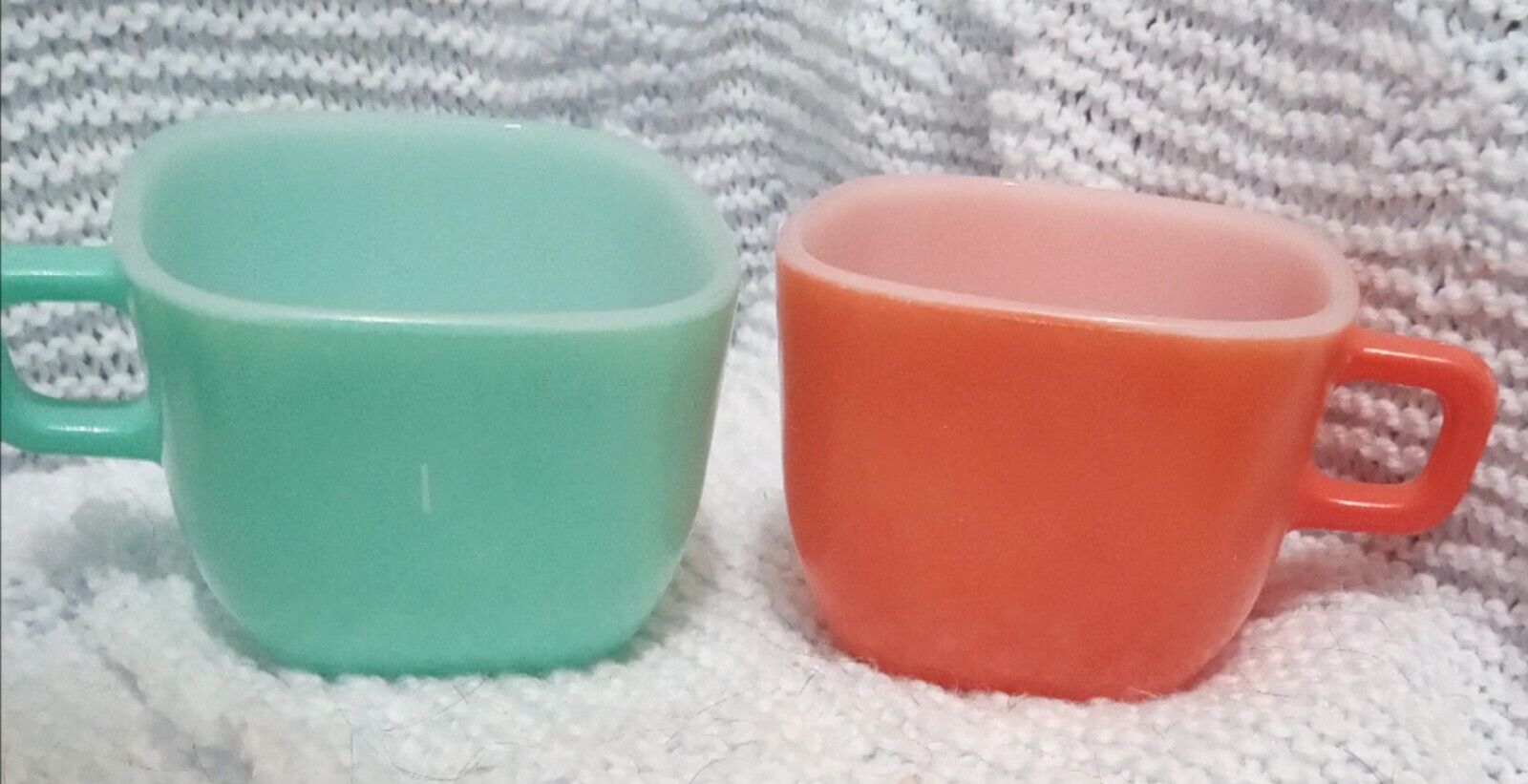2 Vtg GLASBAKE Square Milk Glass Square Mugs Green And Red Stacking