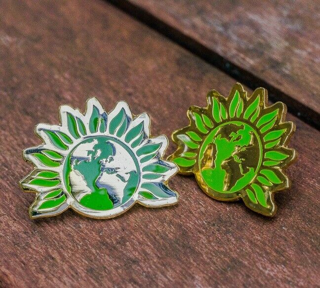 Official Green Party of England & Wales (GPEW) Enamel Lapel Pin Badge (One)