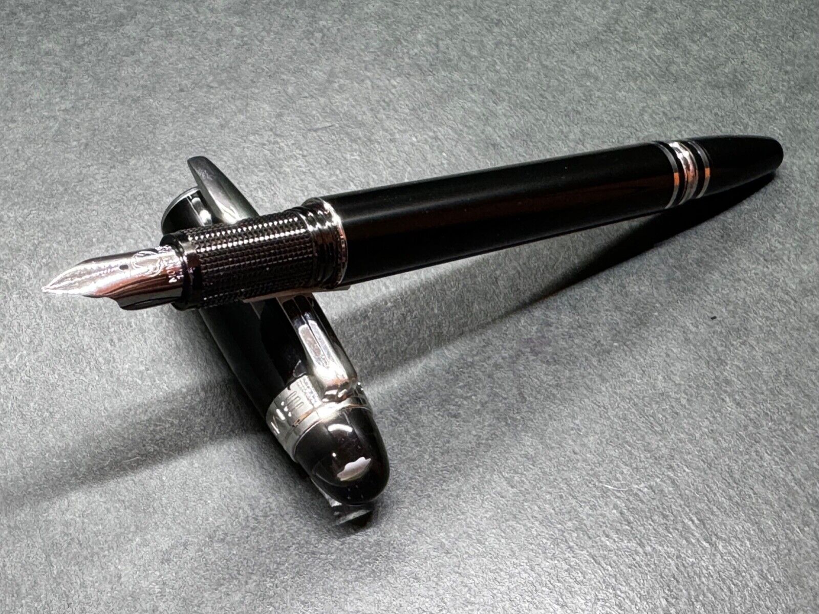 [Excellent+] MONTBLANC StarWalker Black RESIN Fountain Pen 14K 585 nib/F