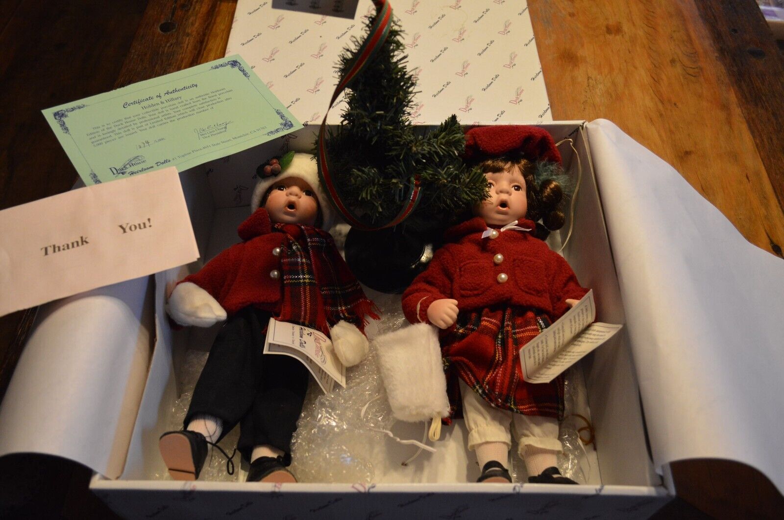 Duck House Heirloom Dolls Holden & Hillary Singing Christmas Carols 12\