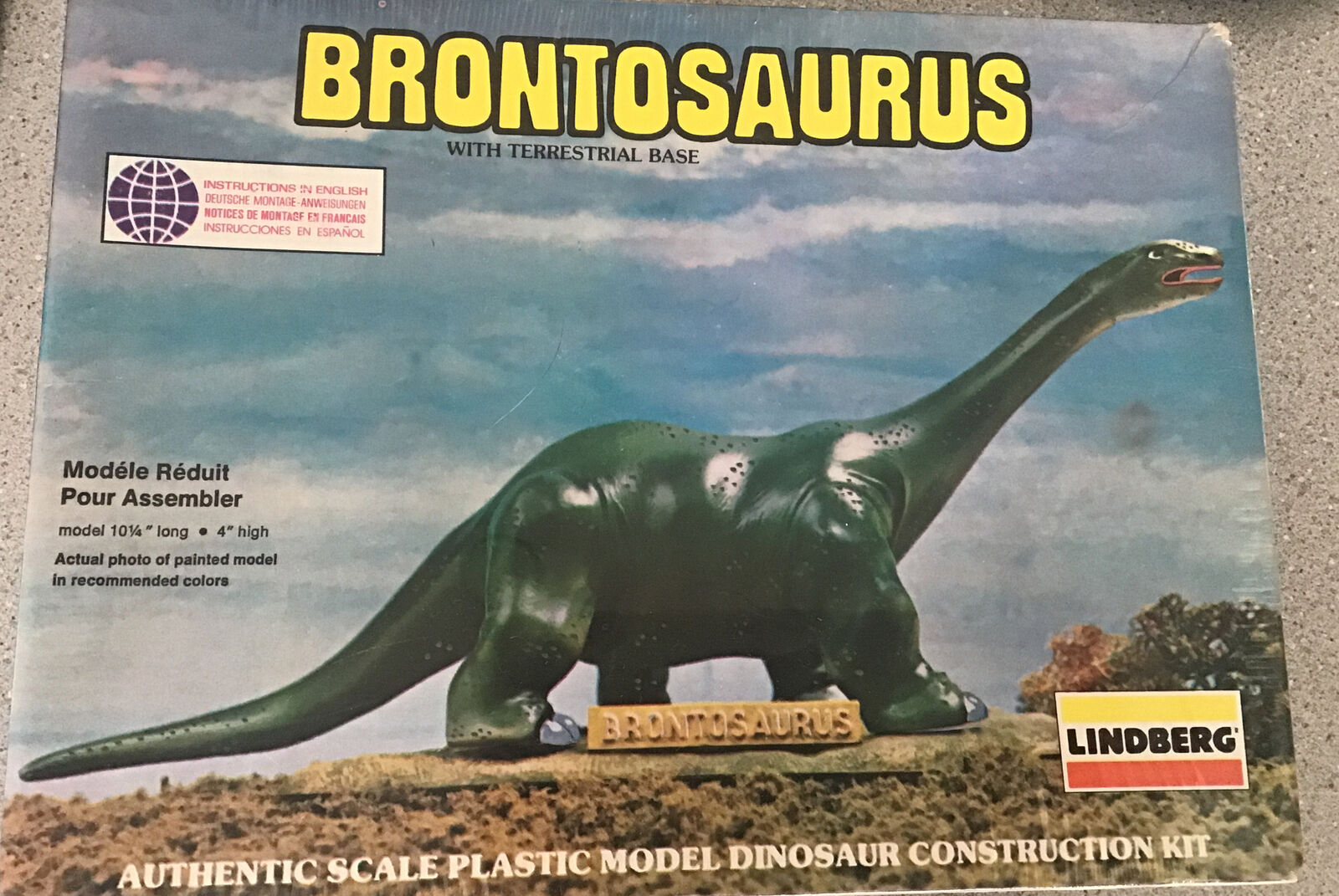 Vintage 1979 Linberg Brontosaurus w/ terrestrial base model NEW / SEALED