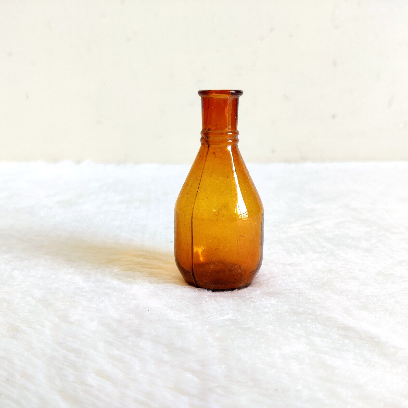1930s Vintage Amber Glass Bottle Old Decorative Collectible G834