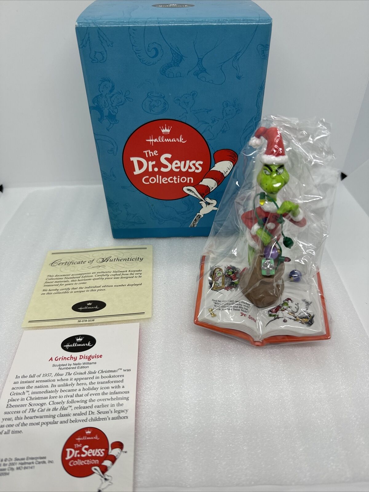 2001 Hallmark Dr. Seuss Collection “A Grinchy Disguise” 5” Figurine NEW W/COA