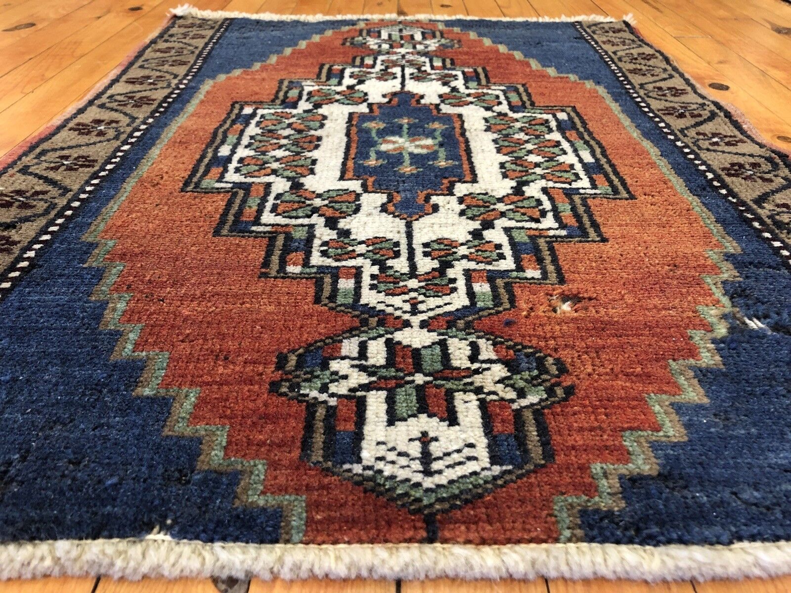 Beautiful Antique 1940-1950's Wool Pile  Natural Dyes Rug