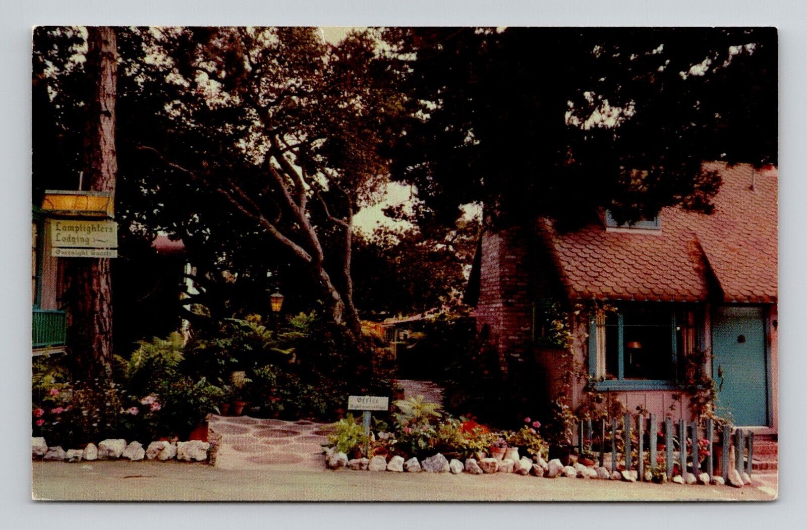 Postcard Carmel-by-the-Sea Lamplighters Lodging California, Vintage Chrome N17