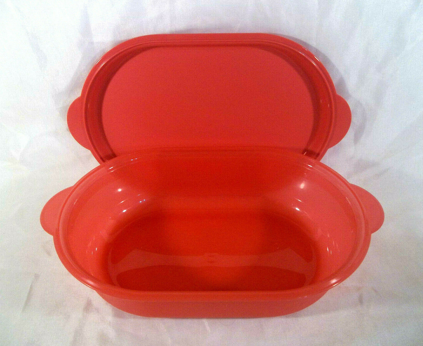 Tupperware Open House Coral Red Large Oval Server #2466 with Cover #2465