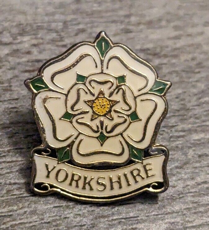 Yorkshire White Rose Yorkshire County Northern England UK Souvenir Lapel Pin