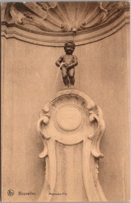 c1910s BRUSSELS Belgium MANNEKEN PIS Postcard Statue View 