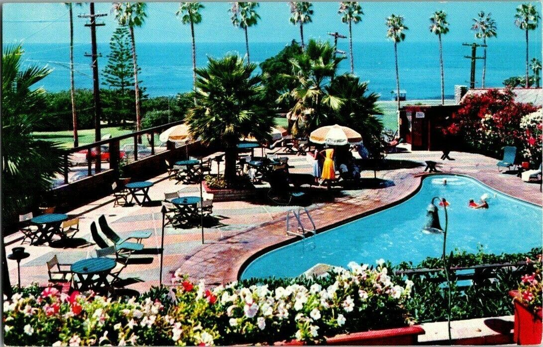 1960\'S. OCEANSIDE POOL. LA VALENCIA HOTEL. LA JOLLA, CA  POSTCARD v6