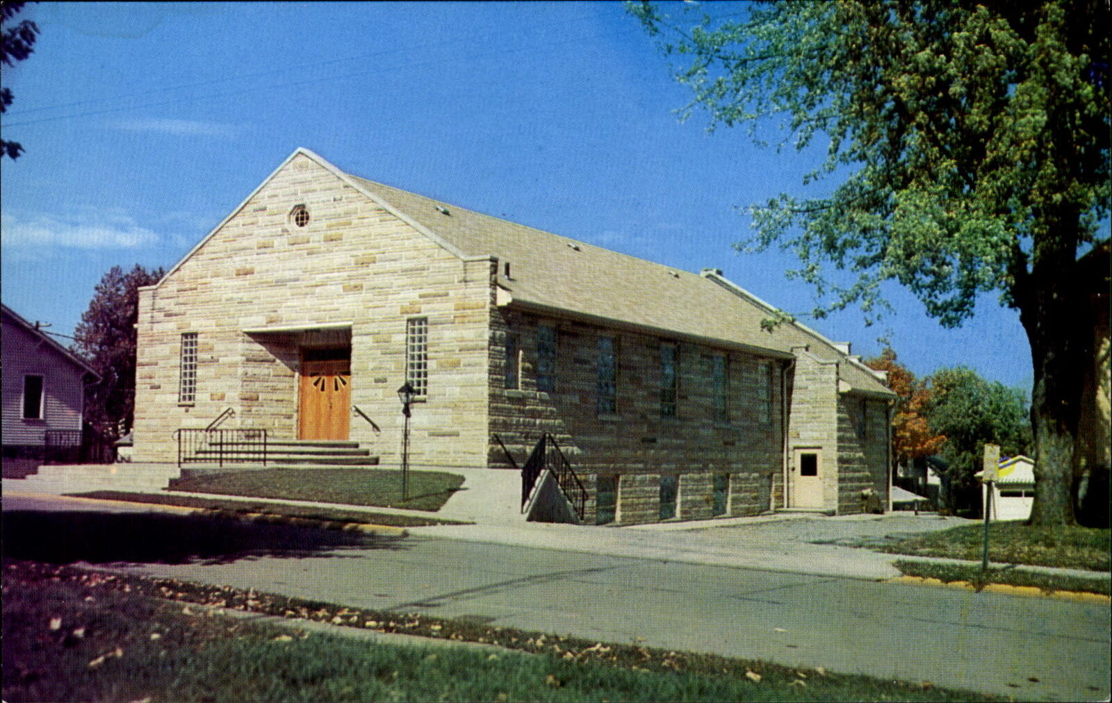 Norval Park Church of Christ ~ Zanesville Ohio OH ~ vintage 1950s-60s postcard