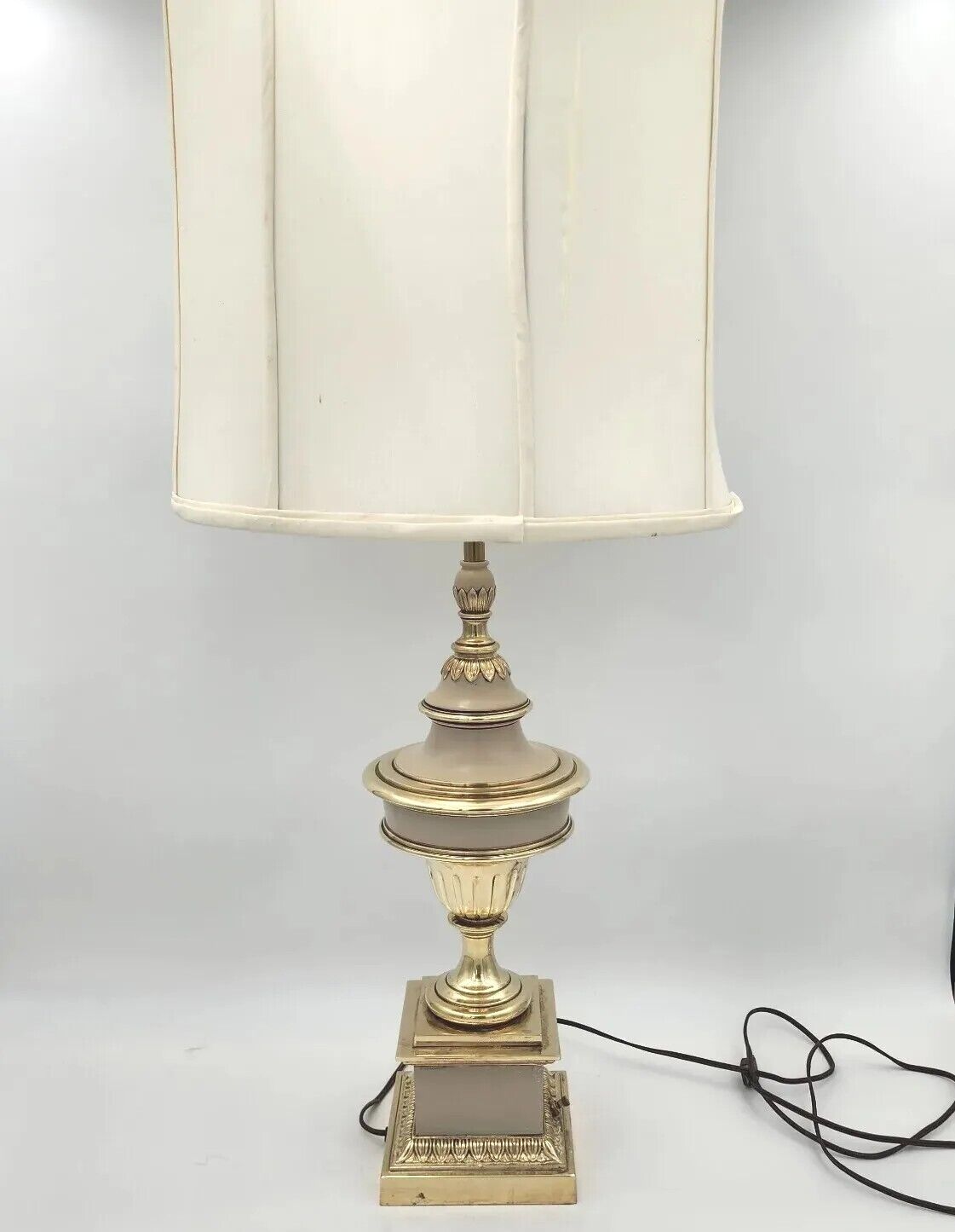 Vintage Stiffel Lamp Solid Brass Trophy Urn Ivory Enamel Mid-Century 25\