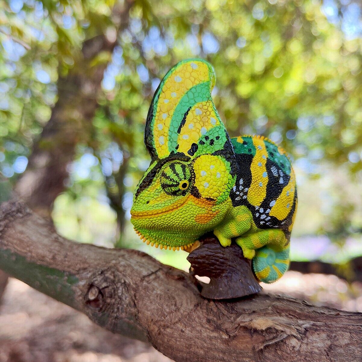 【In-Stock】Animal Heavenly Body Chamaeleo Green Veiled Chameleon Statue