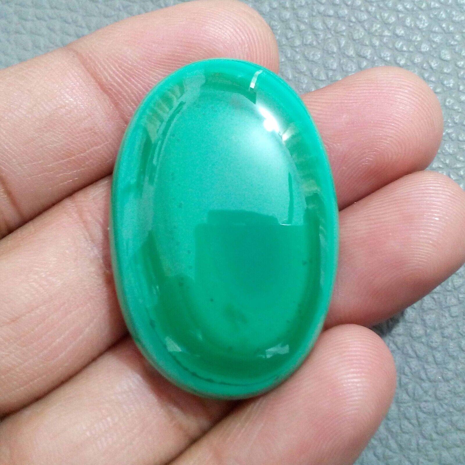 Glowing Top Designer Green Malachite Oval Shape 128 Crt Cabochon Loose Gemstone