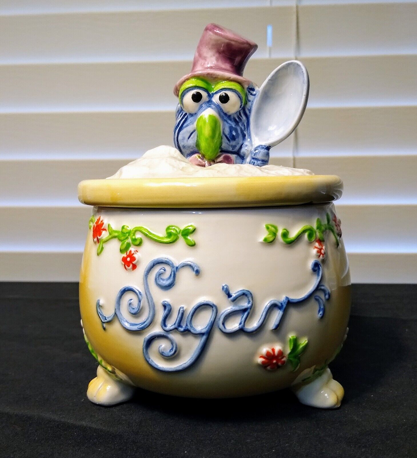 Rare Vintage Muppets Gonzo Sigma Taste Seller Ceramic Embossed Lidded Sugar Bowl