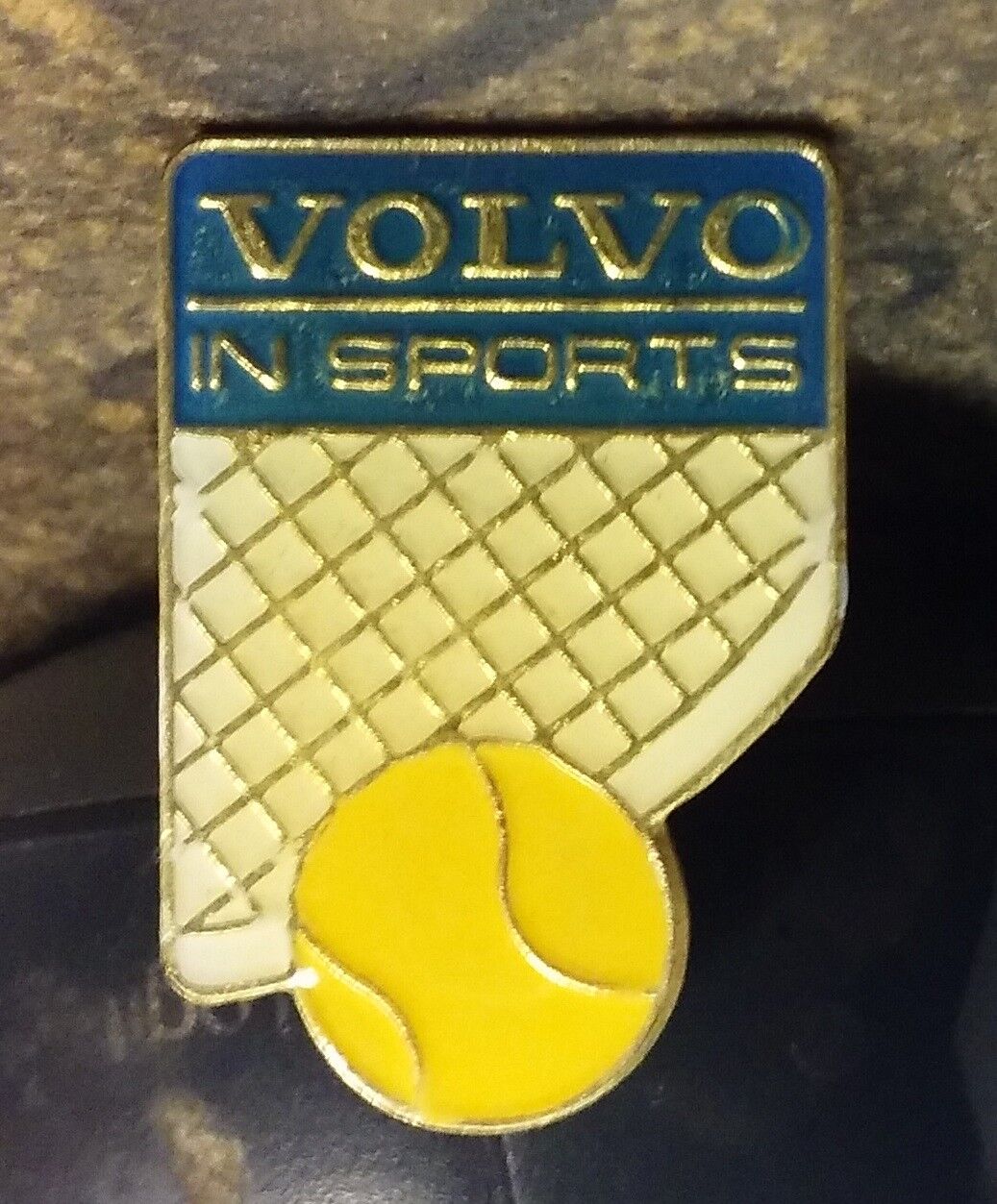 VOLVO Tennis Sports Sponsor badge vintage pin Gothenburg Sweden