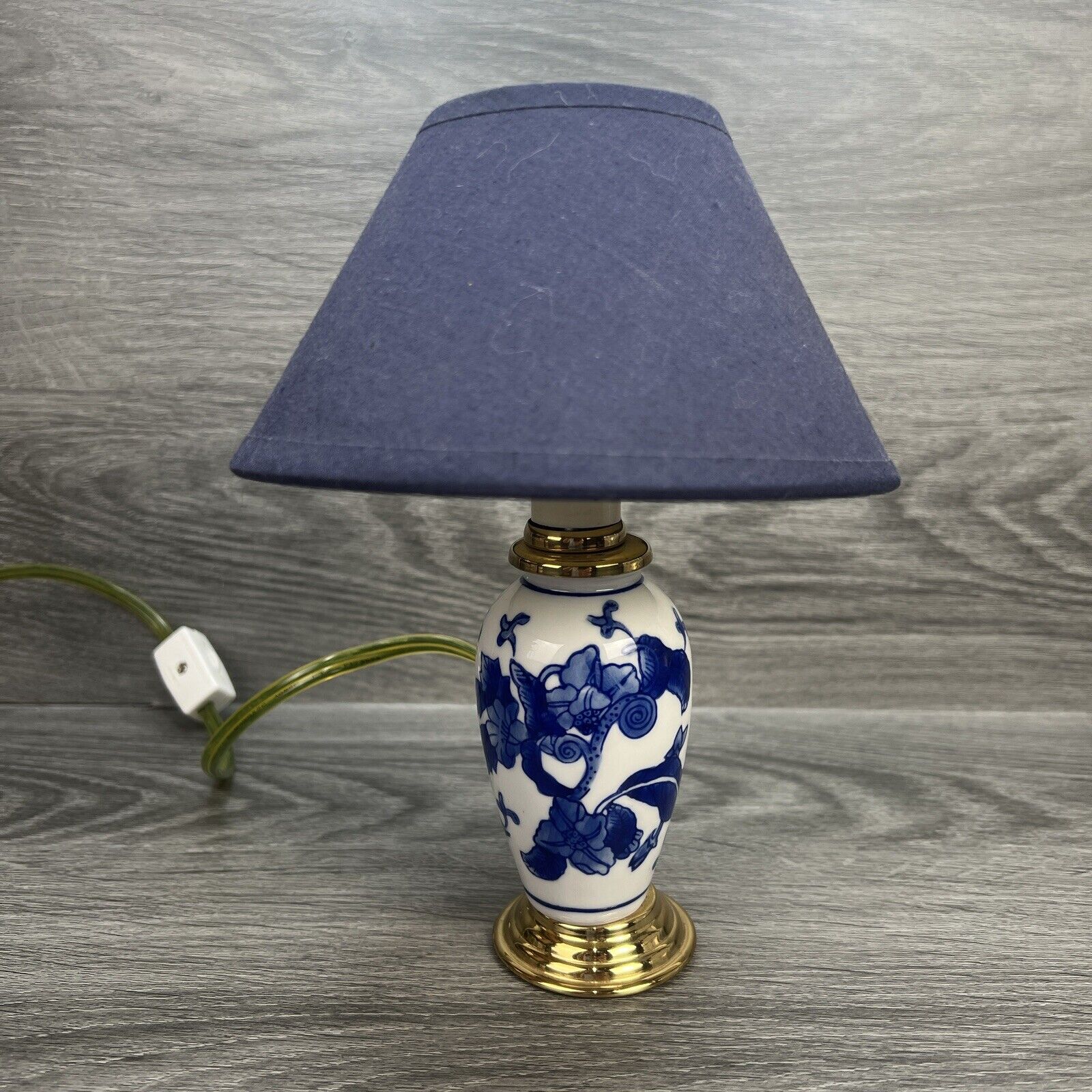 Vintage Mini Accent Lamp Ginger Jar Blue White Floral Design w/ shade 8\