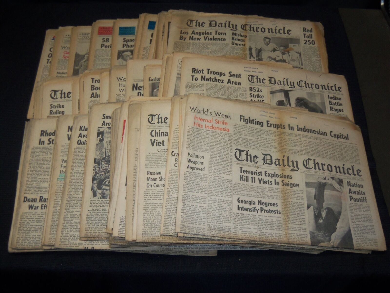 1965 AUG-NOV THE DAILY CHRONICLE NEWSPAPER LOT OF 56 - WASHINGTON - NP 1812O