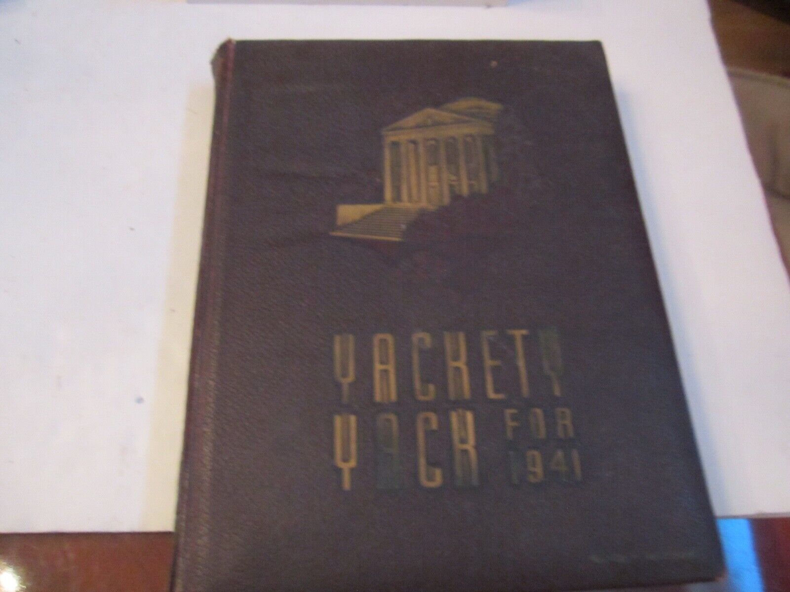 1941 UNIVERSITY OF NORTH CAROLINA YEARBOOK - YAKETY YACK