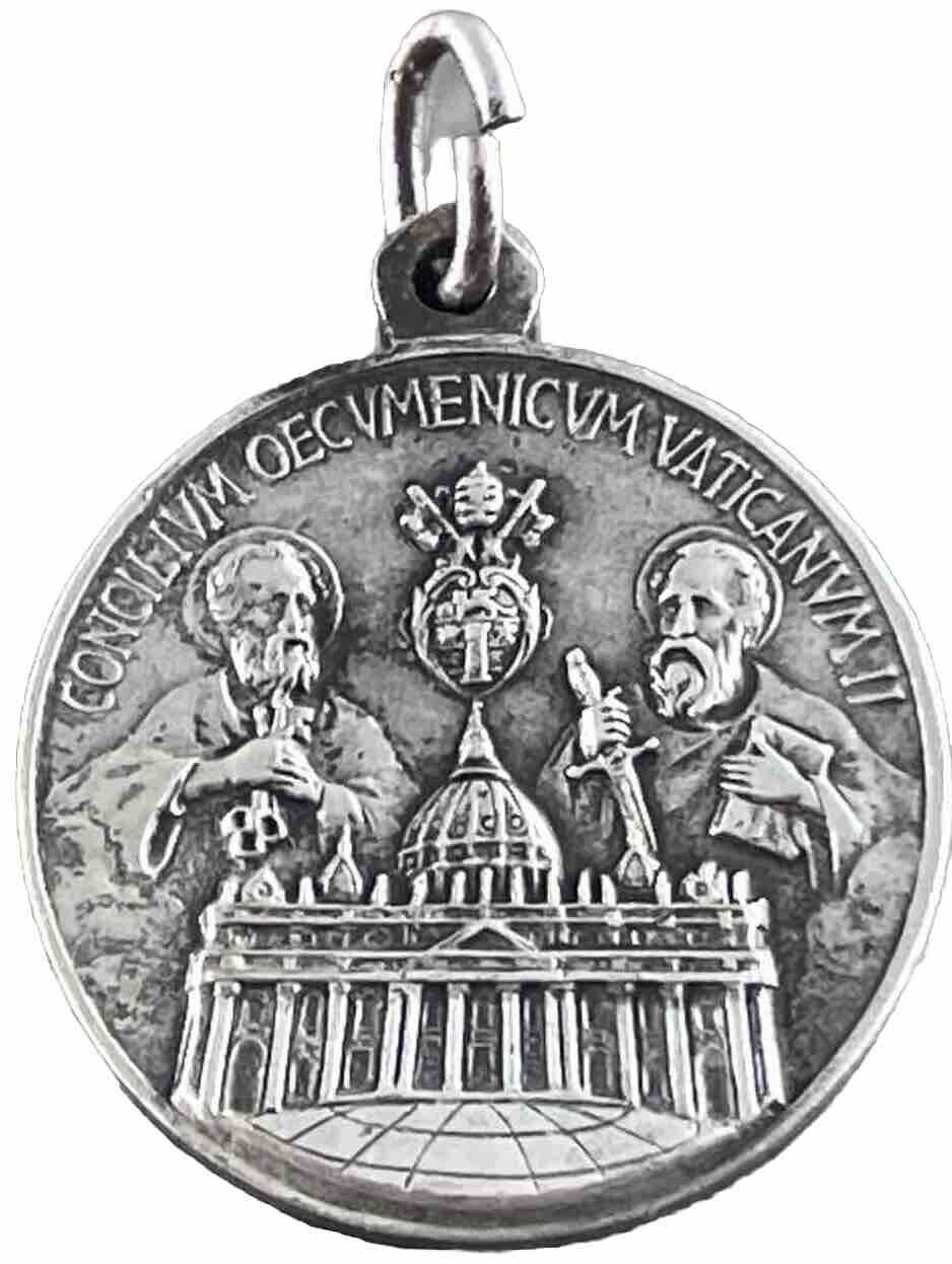 Vintage Catholic Saint Peter & Paul & Pope Johannes XXIII Religious Medal