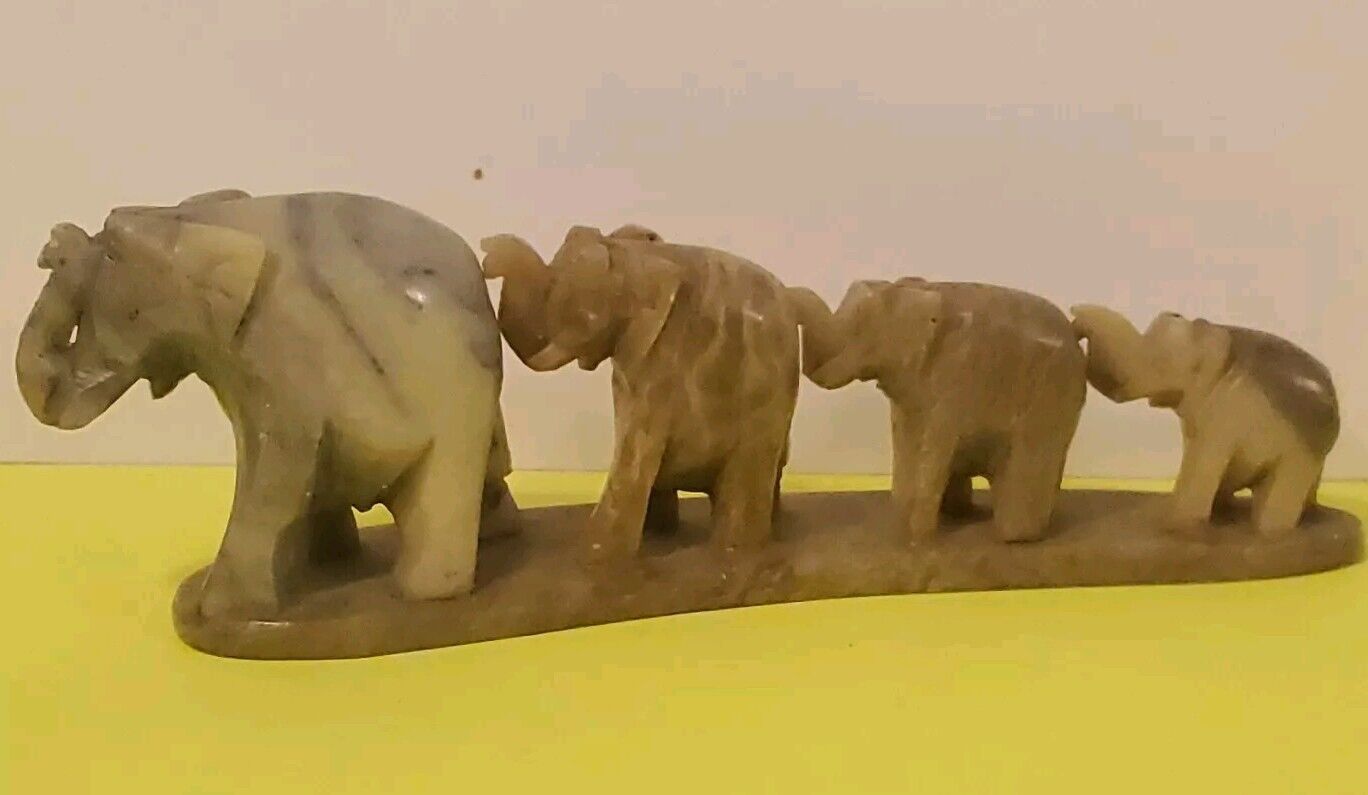 Hand Carved Stone Elephant Walk Decoration Elephant Family on Parade 
