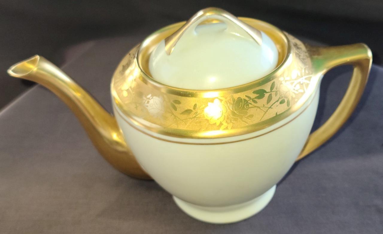 Beautiful Antique Pearlized Porcelain Teapot – Gorgeous Gold Overlay Trim – VGC
