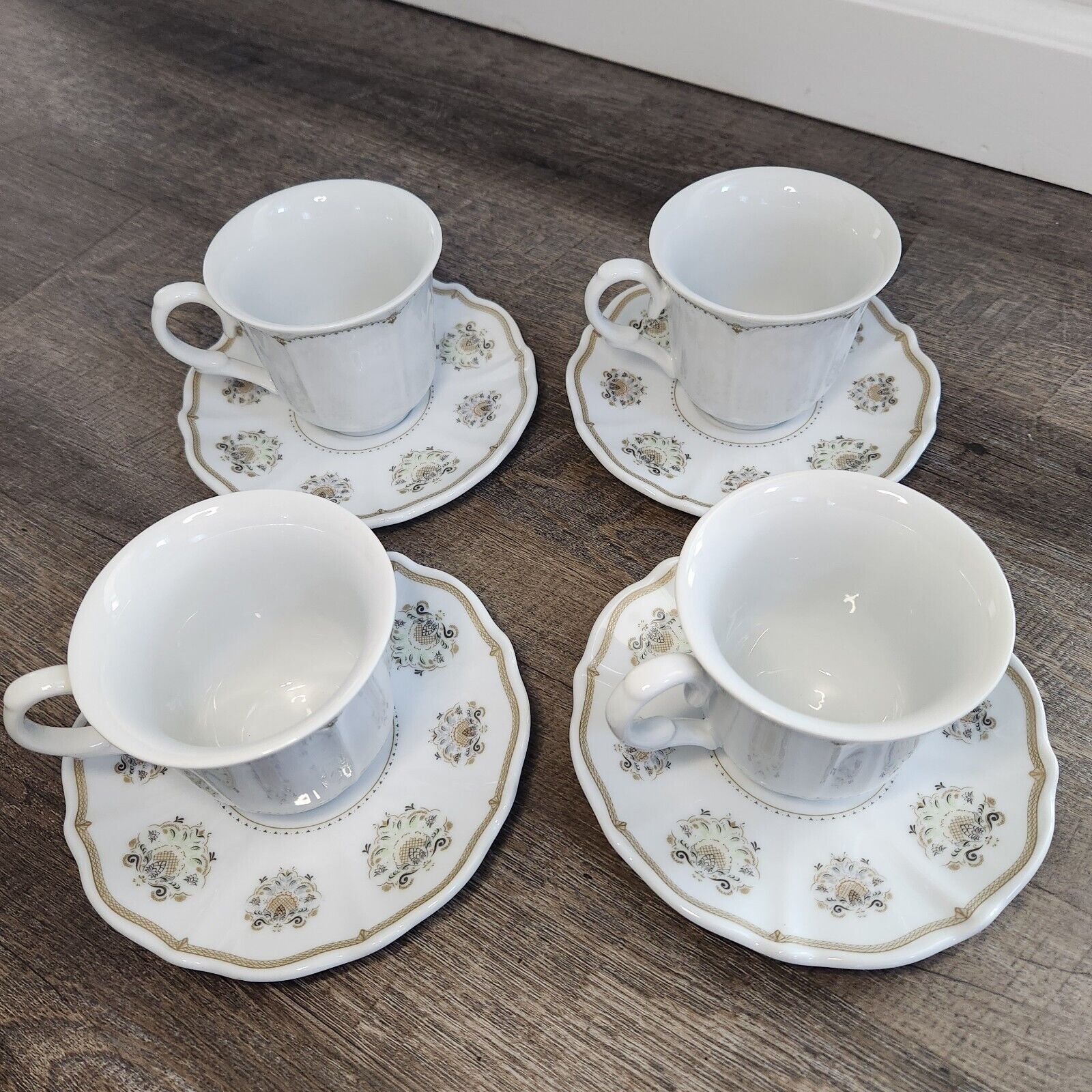 Downton Abbey World Market Tea Cup & Saucers Set Of 4 2016 Porcelain 