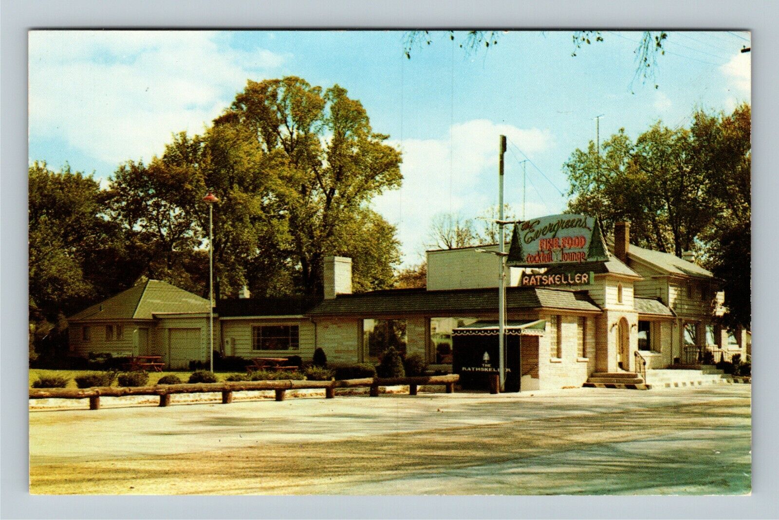 Dundee IL-Illinois, The Evergreens, Serving Finest Foods, Vintage Postcard