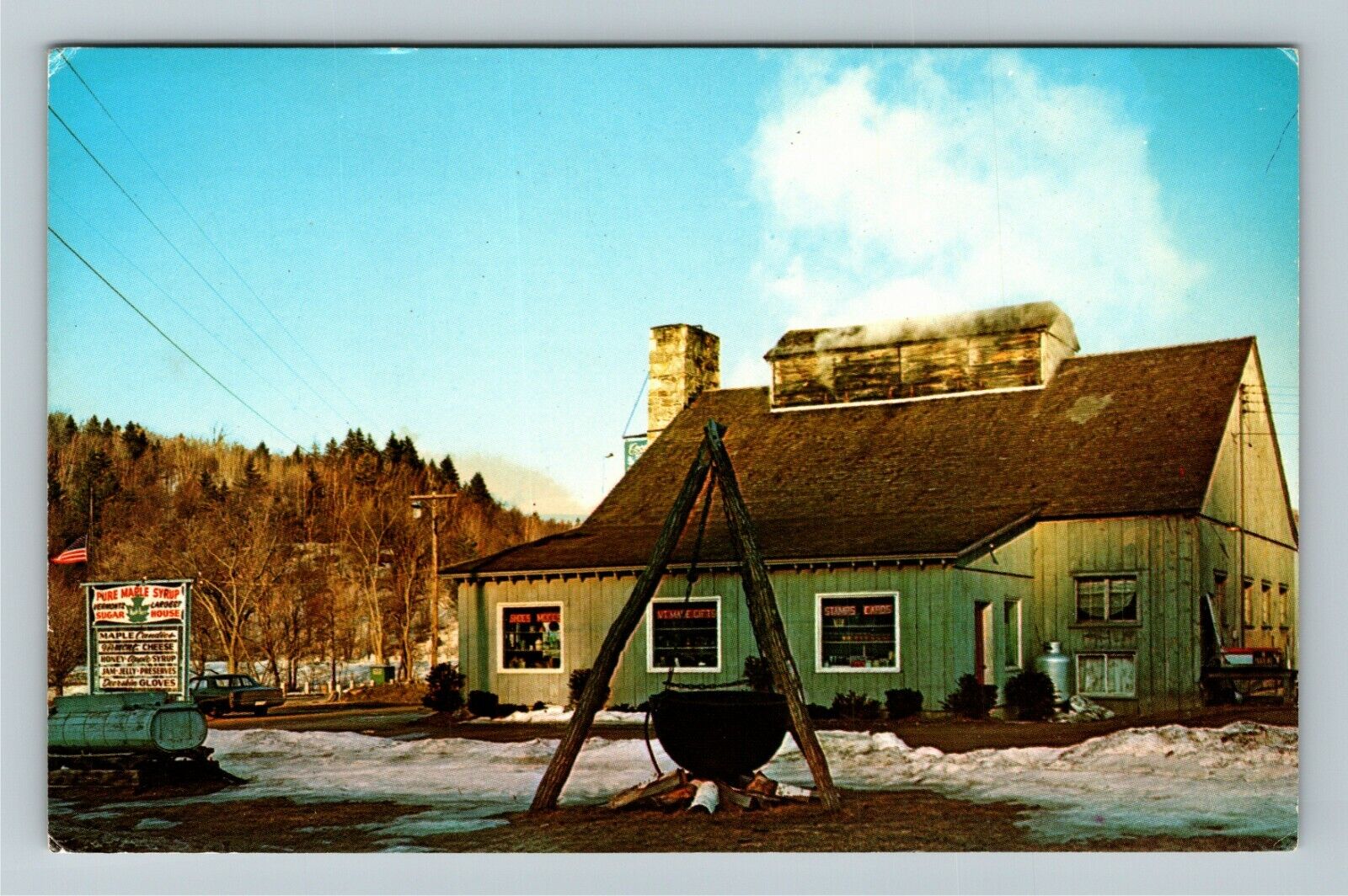 Wilmington VT-Vermont Coomb\'s Beaver Brook Sugarhouse Outside Vintage Postcard