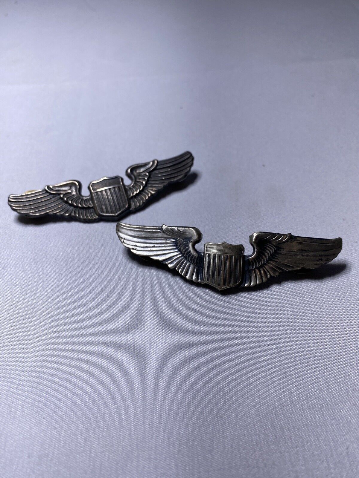 TWO WW2 SILVER STERLING US AIR FORCE PILOT WING PINS
