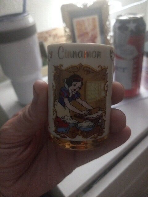 Lenox Disney Snow White Cinnamon Spice Jar BOTTOM ONLY