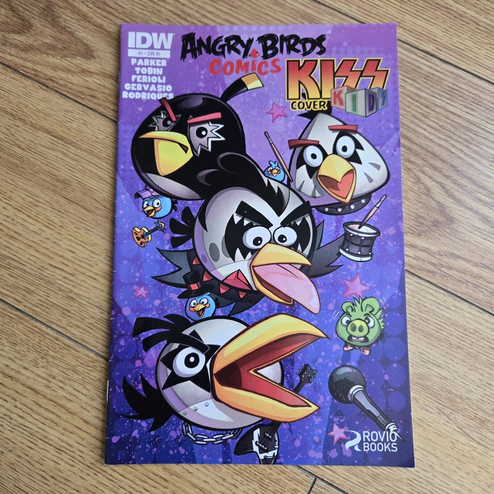 RARE: ANGRY BIRDS #1 KISS KIDS RI VARIANT COVER - IDW 2014 Comic Book 1ST PRINT