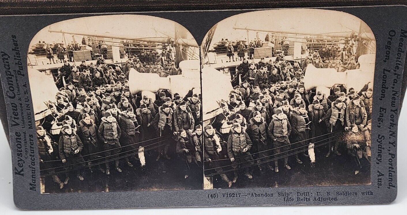 WW1 US Soldiers Ready for the Abandon Ship Drill V19217
