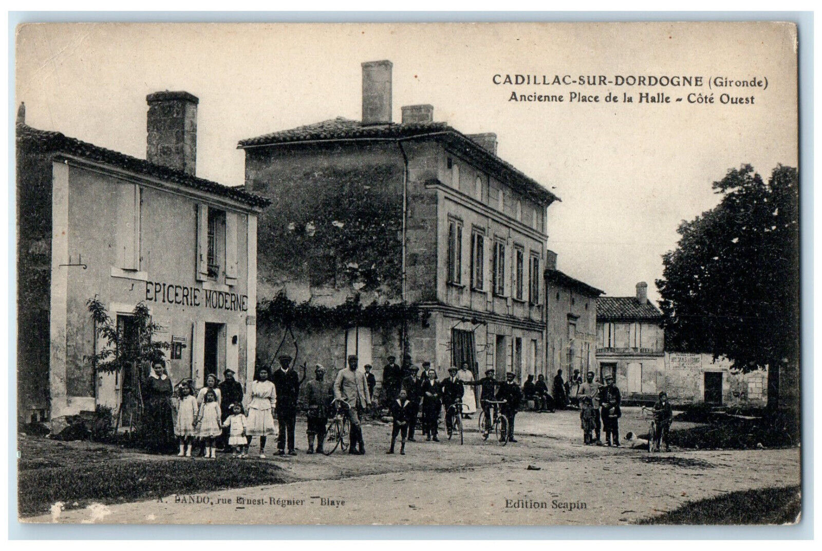 c1910 Old Hall Palace Cadillac-Sur-Dordogne (Gironde) France Postcard