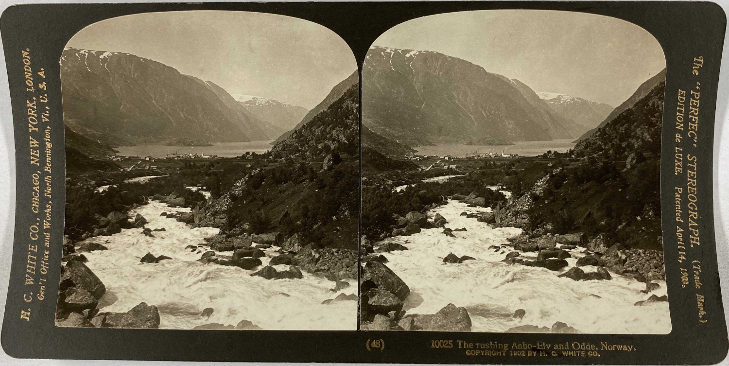 White, Stereo, Norway, the rushing Aabo - Elv and Odd Vintage Stereo Card, Ti