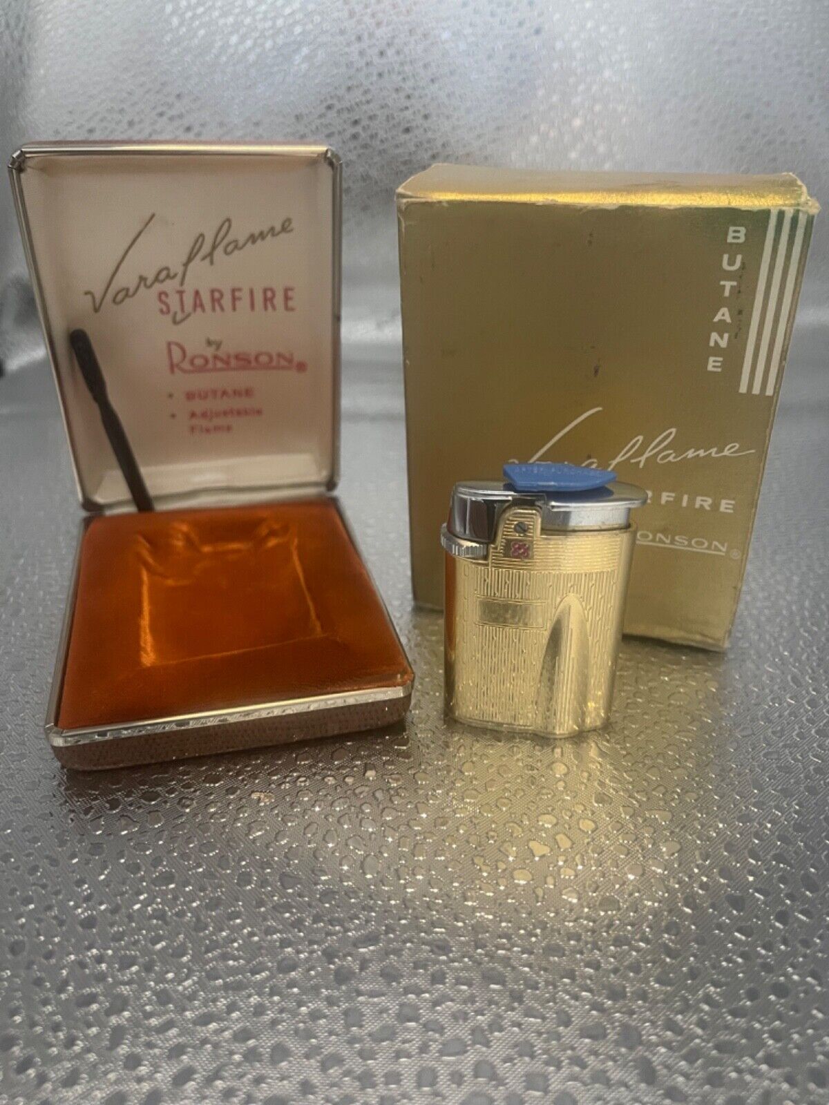 Vintage Ronson Varaflame lighter never been used in original box all instruction