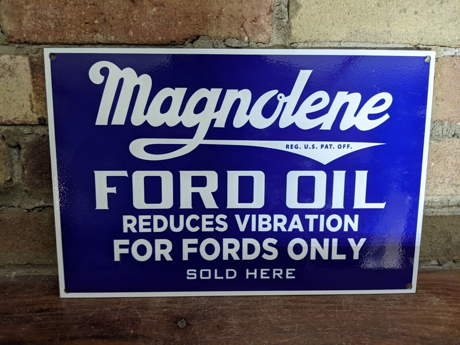 VINTAGE MAGNOLENE FORD MOTOR OIL ONLY PORCELAIN SIGN 8\