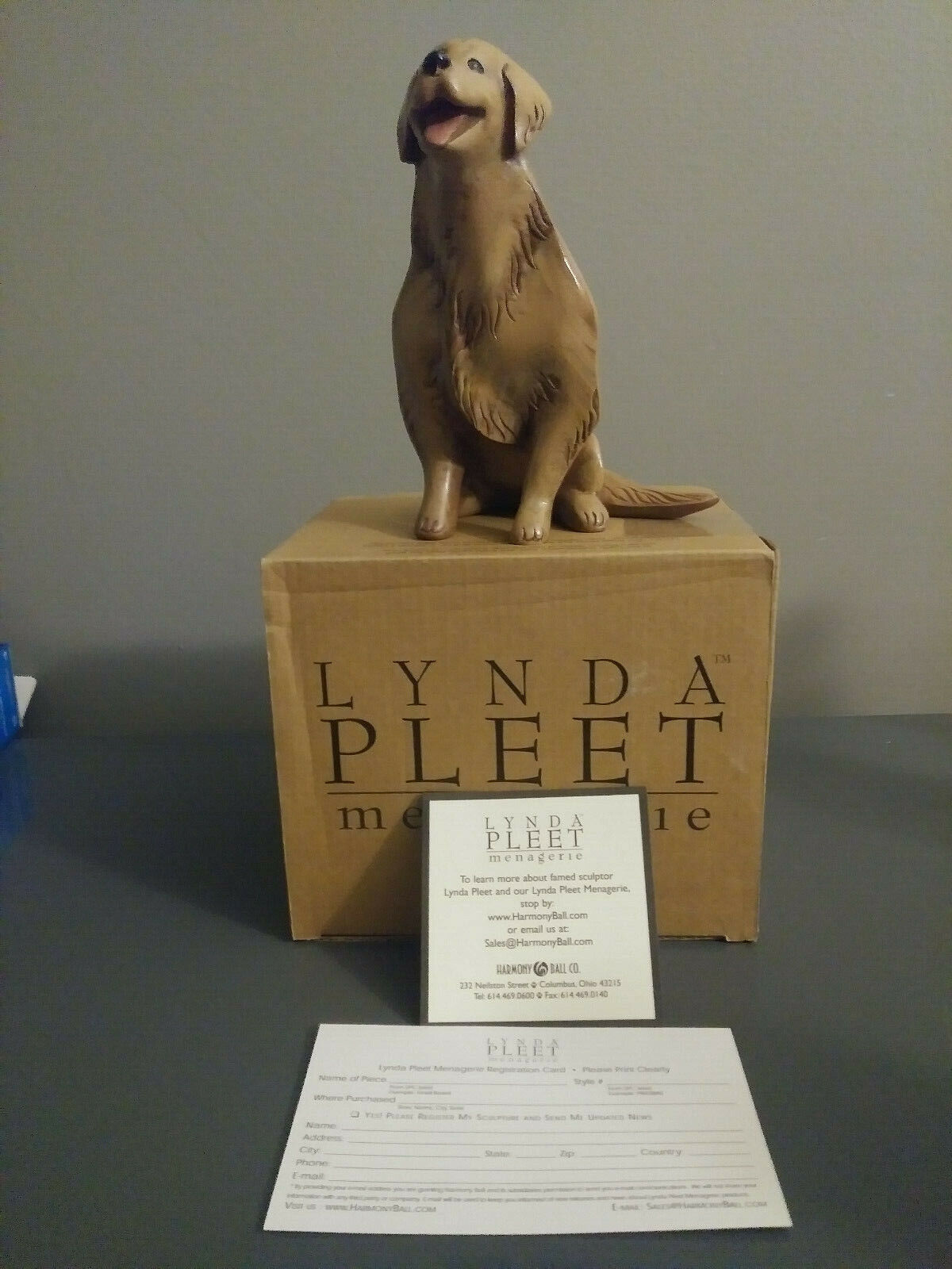 VINTAGE LYNDA PLEET GOLDEN RETRIEVER DOG FIGURINE, SIGNED BY THE ARTIST