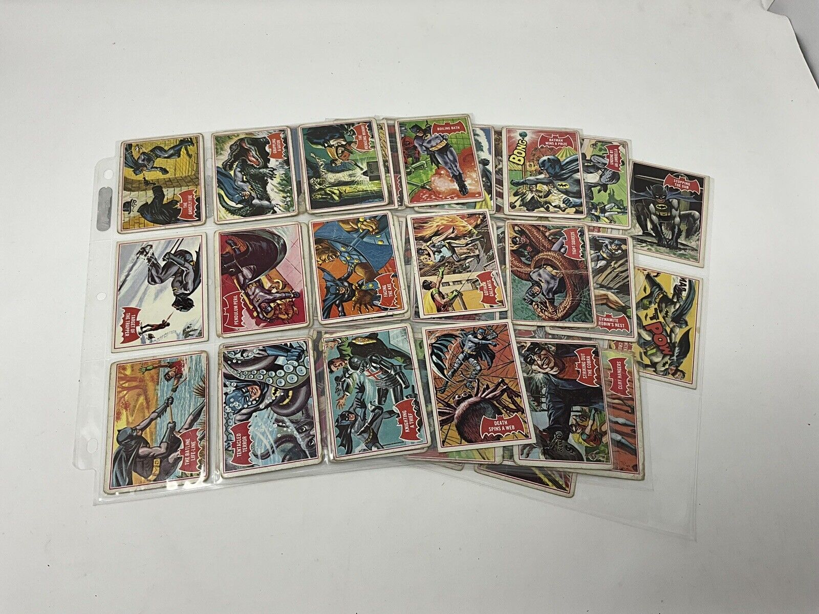Topps 1966 Batman A Series Red Bat Cards Complete Set 44/44 Puzzle Backs