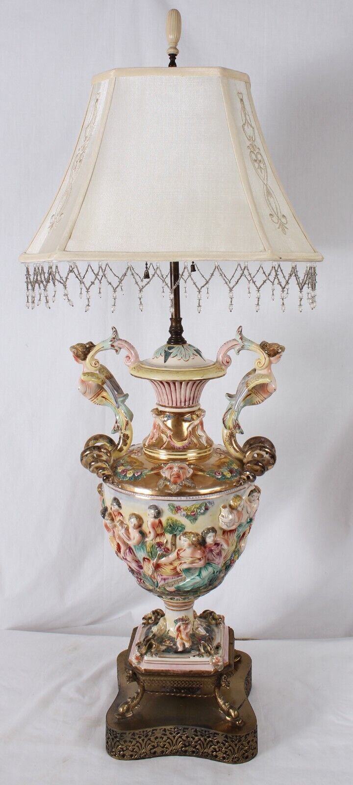 Vintage Capodimonte Table Lamp - 41