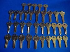 LOT OF 35 MOST POPULAR KEY BLANKS HOME AND OFFICE KWIKSET SCHLAGE ARROW YALE USA picture