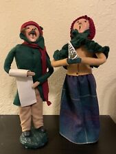 1984 Byers Choice LTD. Christmas Caroler 13'' couple in green picture