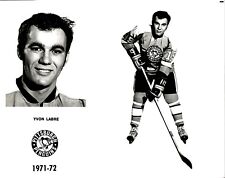PF17 Original Photo YVON LABRE 1971-72 PITTSBURGH PENGUINS NHL HOCKEY DEFENSE picture