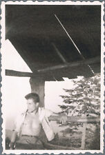 Beefcake Bulge Shirtless Man Trunks Gay Interest Vintage Snapshot Photo picture