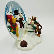 Disney Plate Winnie Pooh & Piglet Building a Snowman Tigger Collectible 3D picture