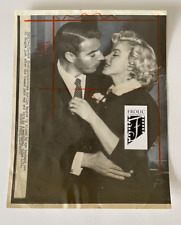 MARILYN MONROE 1954 Original Wire photo of Marilyn kissed by New Husband Joe D. picture
