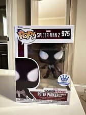 Funko Pop Peter Parker Symbiote Suit #975 Funko Shop Exclusive w/Protector picture