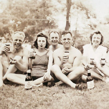 Drinking PBR Badminton Game Photo 1940s Pabst Blue Ribbon Beer Bottle MD A1618 picture