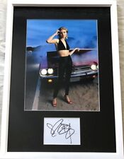 Cameron Diaz autograph autographed signed auto framed with sexy 10x13 photo JSA picture